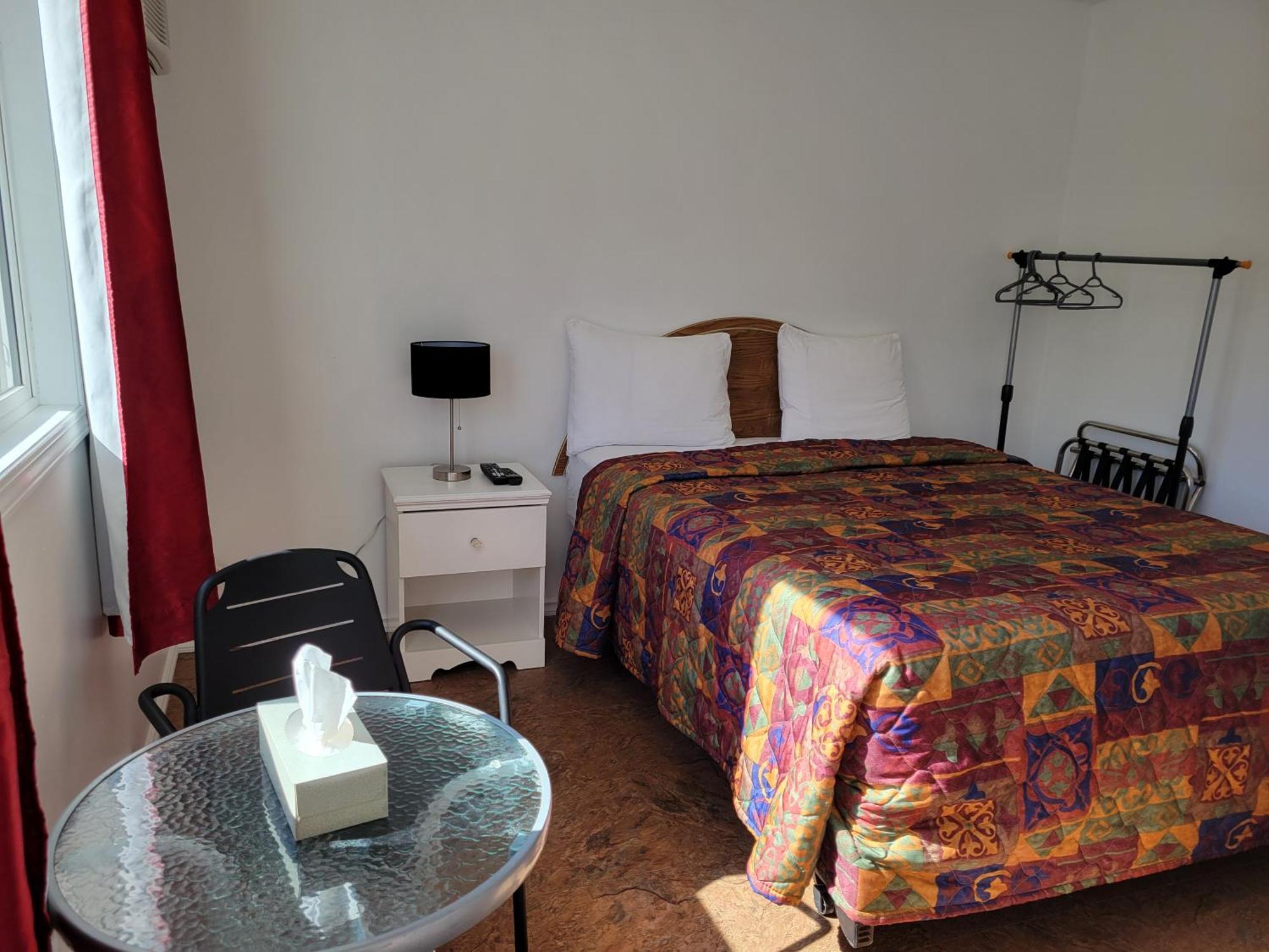 Elks Motel Keremeos Dış mekan fotoğraf