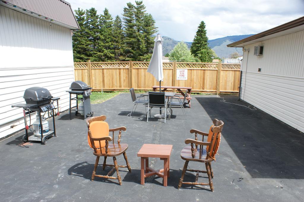 Elks Motel Keremeos Dış mekan fotoğraf