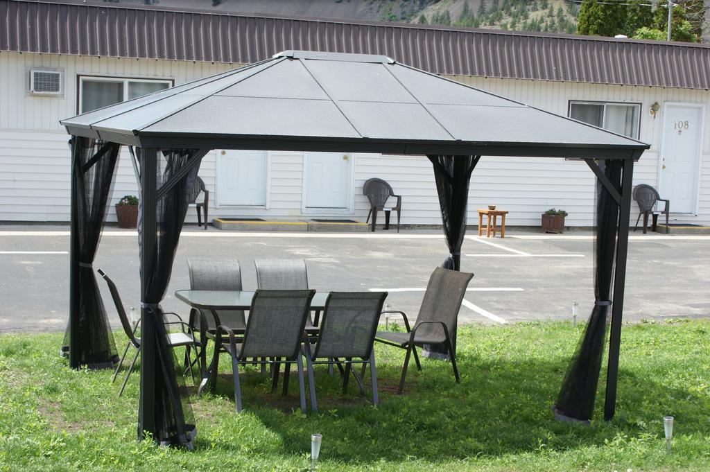 Elks Motel Keremeos Dış mekan fotoğraf